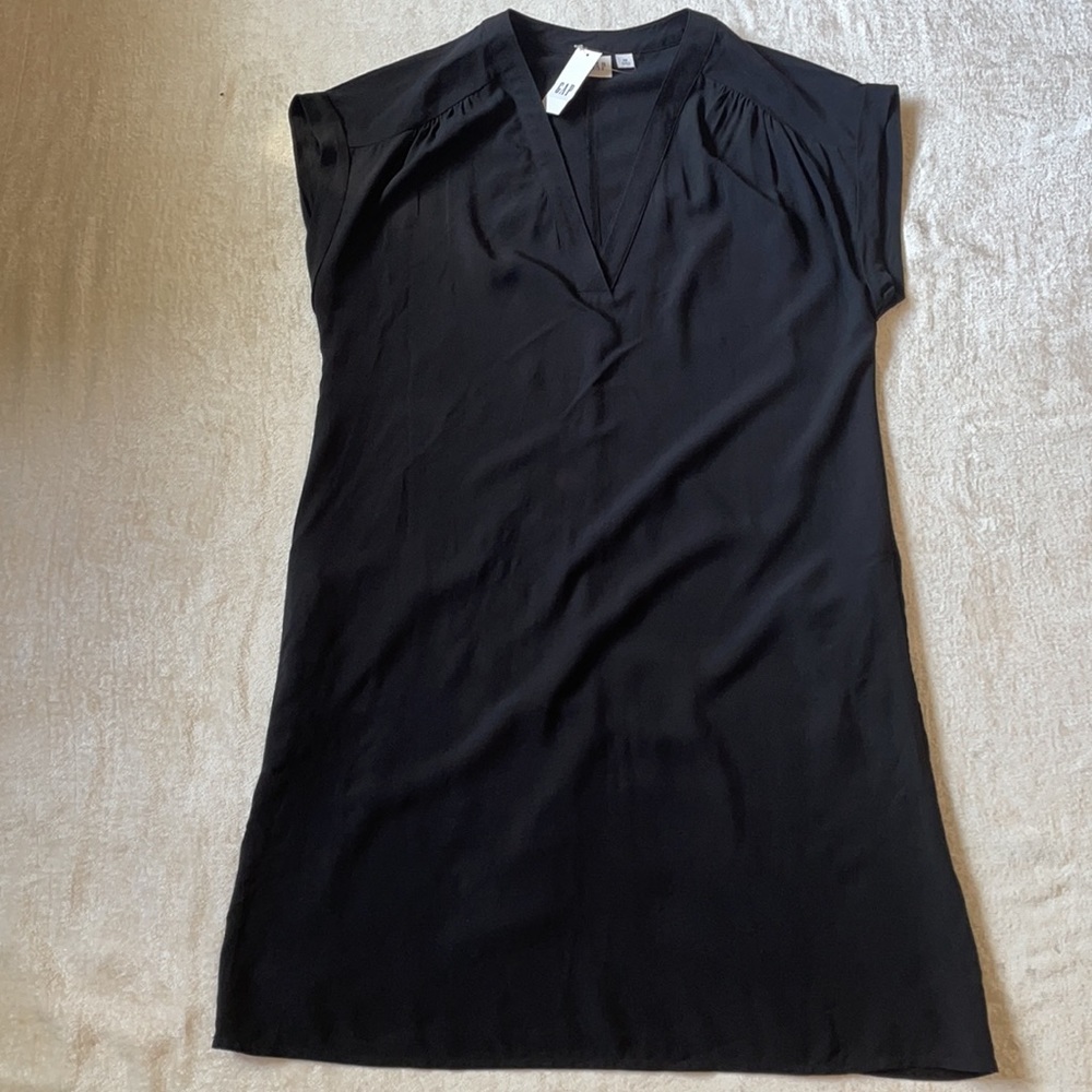 NWT GAP Sz XSblack rayon cap sleeve dress w pockets